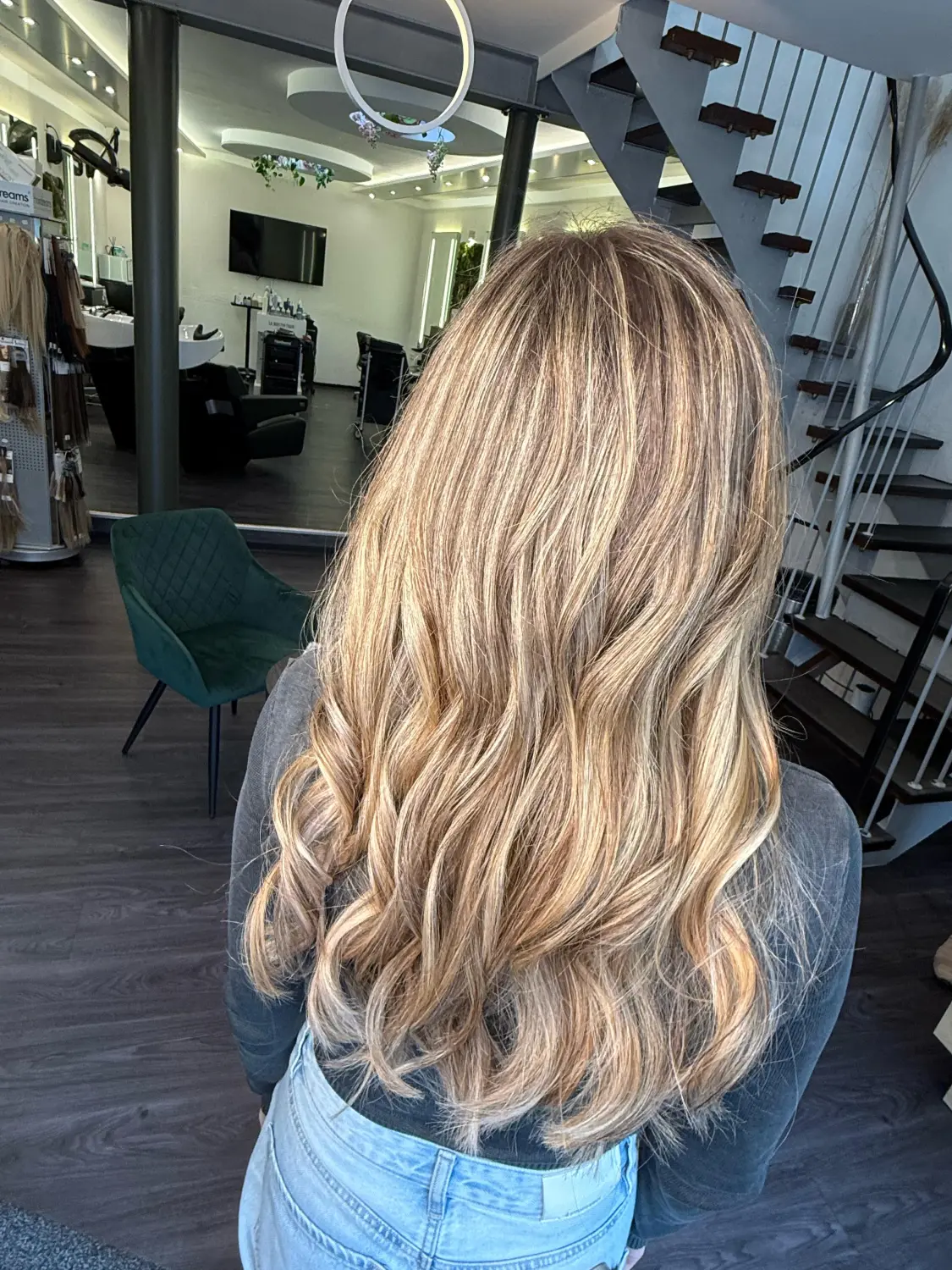 Frisuren von Wieghorst Hair & Beauty